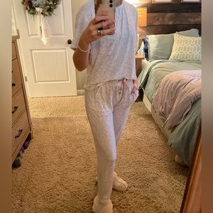 Lates by Kate Tan leopard pajamas